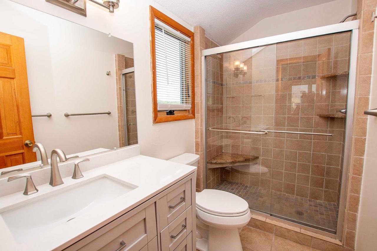 Wl933, Tale Of The Whale- Oceanfront, Private Beach Access, Gas Fireplace, Ocean Views Corolla Eksteriør billede