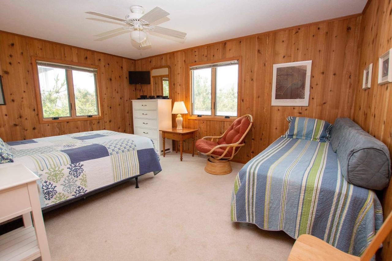 Wl933, Tale Of The Whale- Oceanfront, Private Beach Access, Gas Fireplace, Ocean Views Corolla Eksteriør billede