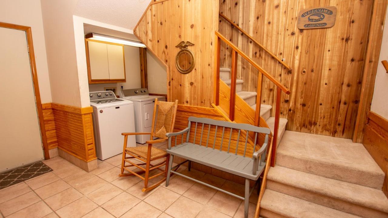 Wl933, Tale Of The Whale- Oceanfront, Private Beach Access, Gas Fireplace, Ocean Views Corolla Eksteriør billede
