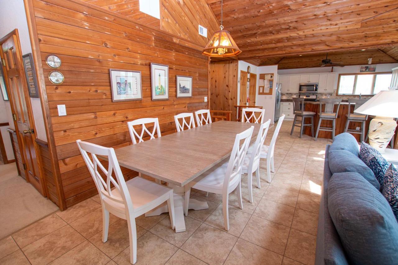 Wl933, Tale Of The Whale- Oceanfront, Private Beach Access, Gas Fireplace, Ocean Views Corolla Eksteriør billede
